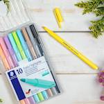 Staedtler označevalec teksta Triplus, SB, 10/1 v Staedtler etuiju